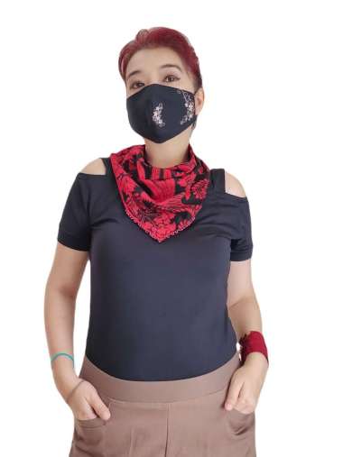 Syal Kecil Scarf Segitiga Scarf Batik Gesyal Scarf Leher Katun Hitam Merah