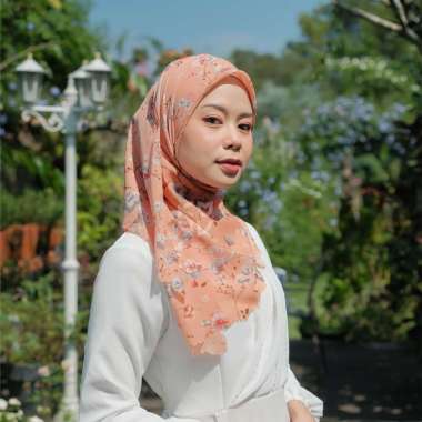 Koyu Hijab Segiempat Motif Viney Jepang Beauty Flower (Japan Series II) P ORANGE LASER