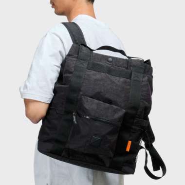 SYMA. Chorus 2-Way Bag Backpack Black