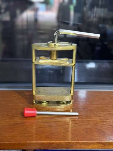 Dental Press Kuvet Kuningan