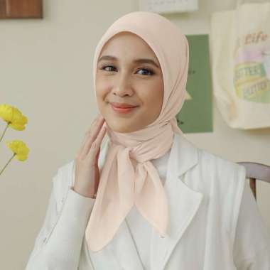 Lozy Hijab - Kirana Paris Plain Japan (Hijab Paris Japan Premium) Cream Pink