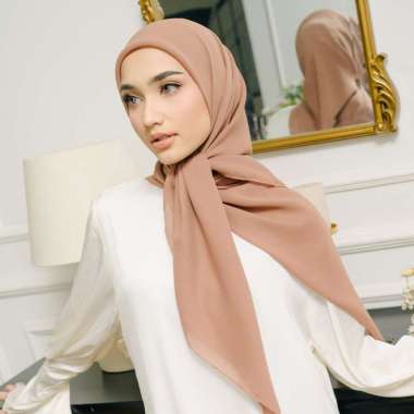 Lozy Hijab - Polly Cotton (Bella Square Premium) Hazelnut