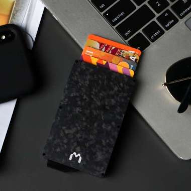 Mediatech Forged RFID Carbon Fiber Card Holder - Dompet Kartu RFID