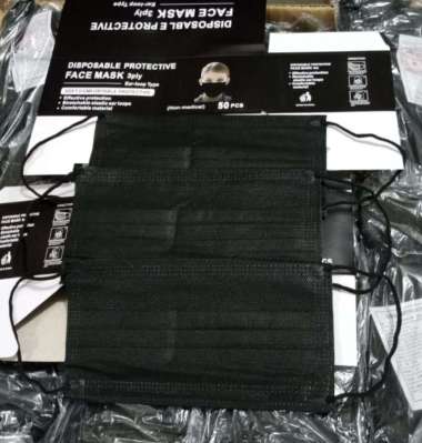 Masker 3ply Mouson isi 50 pcs Earloop Face Mask Hitam