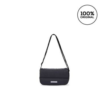 Beyond The Vines BTV Pocket Poofy Shoulder Bag - Black