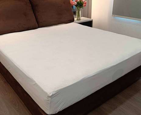 Chelsea Waterproof Bed Protector Anti Air Sprei - White Tinggi 45 180 x 200