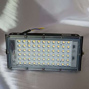 Lampu Sorot LED Flood light Lampu Sorot Outdoor 50 Watt CAHAYA WARM WHITE