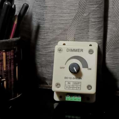 Dimmer Lampu Led DC 12V-24V 8A Peredup