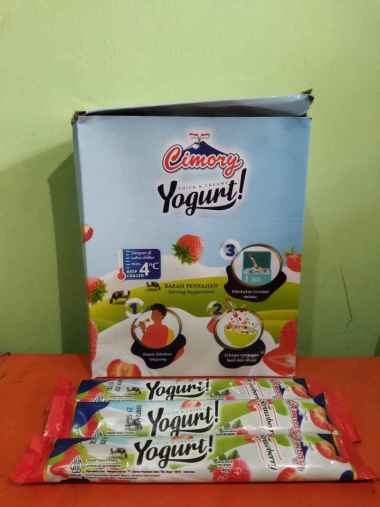 Cimory Yogurt Stick Squeeze - Karton Strawberry