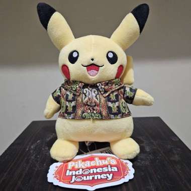 Boneka Pikachu Batik Pokemon Pikachu Playlab 2024 official merchandise Cokelat Emas