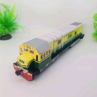 MINIATUR LOKOMOTIF CC 201 KUNING HIJAU