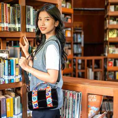 SOVLO Mini Carla Sling Bag / Tas Selempang Wanita/ Tas Sling Bag Wanita/ Tas Transparan Wanita Tamag