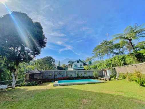 Sewa villa murah/Sewa villa puncak bogor/top view/Villa Molek weekday