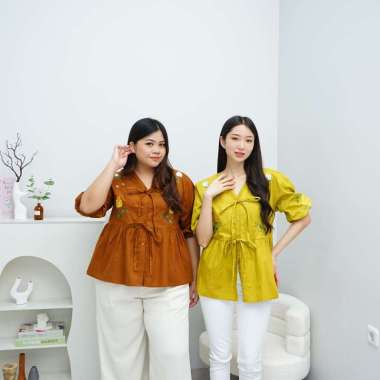 Nuboutique - Barley Top - Blus Atasan Wanita Katun Vneck Motif Bordir Bunga Casual Korean Style LIME