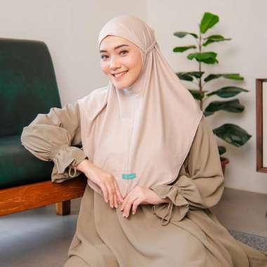 RnW Bergo Tali Qirani - Bergo Hijab Instan Daily Putih