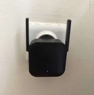 Penguat Sinyal WIFI Pemancar Sinyal PROi Extender Wifi Rumah Hitam