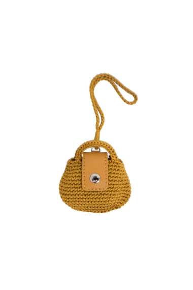 Dowa Air Pods Case Gold
