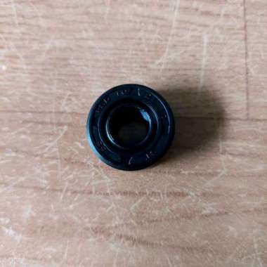 ( 2Biji ) Oil Seal Shock Belakang Beat/Vario/PCX/ADV 10 21 7,5 / 10 21 10 (mm) RSD 10x21x10