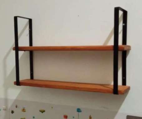 Rak Dinding Besi Gantung – Ambalan Estetik Ruang Tamu Modern + Pajangan Miniatur & Buku 100 cm