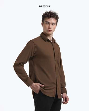 Broodis Kemeja Polos SOFTEE Brown Lengan Panjang Slimfit BROWN 3XL