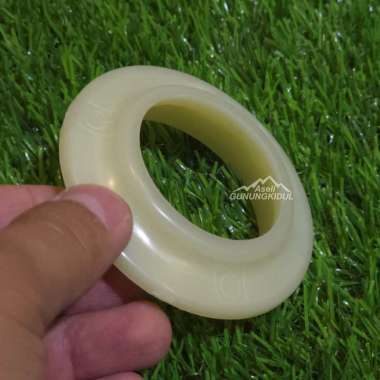 Sil Plastik Dudukan As Roda Traktor Quick E85, M1000A, G600 - Seal Cover