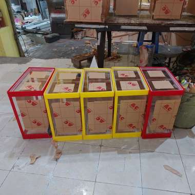 Tabung ES Akrilik 30 Liter Diagonal Wadah Minuman ES Kelapa kuning