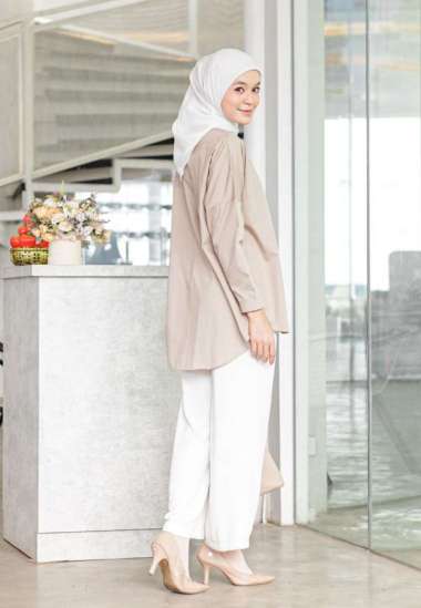 My Daily Hijab Donia Embrodery Top - Blouse Atasan Wanita Cream