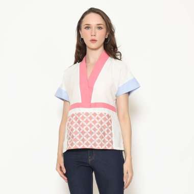 Blouse Wanita - Bhatara Batik Akari Blouse L/XL Pink 5144H