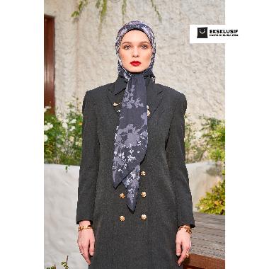 Vivi Zubedi The Blooming Opulence Series Kalopsia Scarf - Black