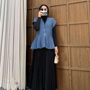 GONEGANI OFFICIAL - Vest Rajut Wanita Rample Cheer Vest Denim