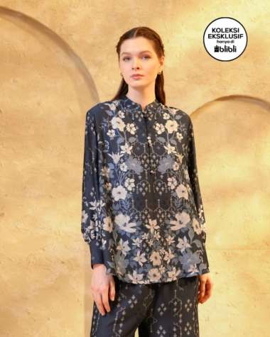 Heaven Lights Alani Blouse - Navy L