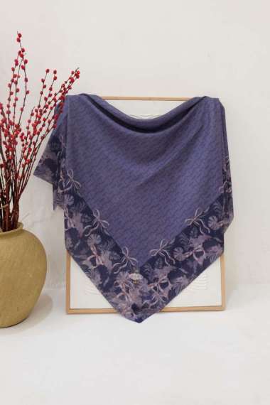 HIRA - Emily Voal Printing Motif Scarf Hijabwanitacantik Series Voal Hijab Segi Empat Voal-Mono Navy