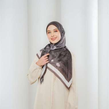 Shafira - Linzy Scarf | Hijab | Jilbab Segiempat Black