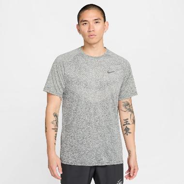 NIKE Men Running ADV Stride Short Sleeve Pakaian Lari Pria [HV5204-084] A/M Smoke Grey/Htr/Reflectiv