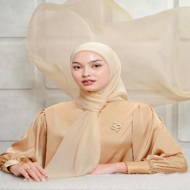 Heaven Lights New Paris with Diamond Logo Petal