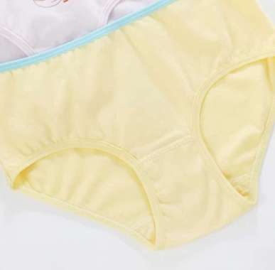 Young Curves Panty Kids Baking Bears Mini C24-100182 M Yellow
