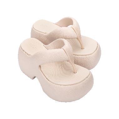 Melissa Free Fuzzy Platform Ad Sandal Platform Wanita - Beige 40