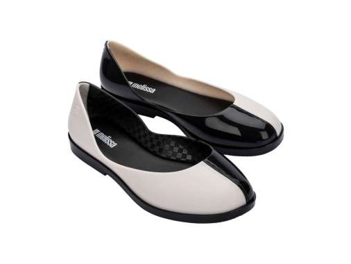 Melissa Switch Ad Black/Beige Sepatu Flat Wanita 35-36