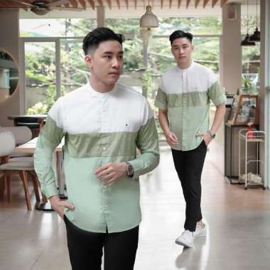 ANCSTR Kemeja Pria Shanghai Aplikasi Motif Premium - Upgreen Leafy Lengan Pendek Leafy M