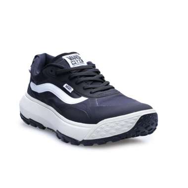 Vans MTE Crosspath - Black/White [VN000CVUBA2] 11.5