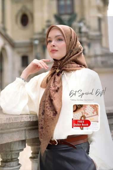 Heaven Lights - Roza Scarf - Hijab Segi Empat Motif Wanita Muslim Misty Rose