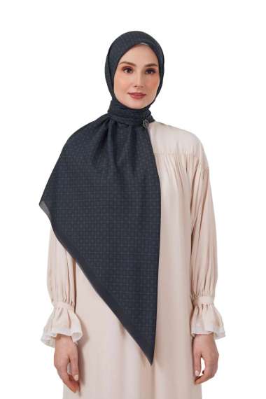 Nada Puspita - Monogrid Scarf Large Navy