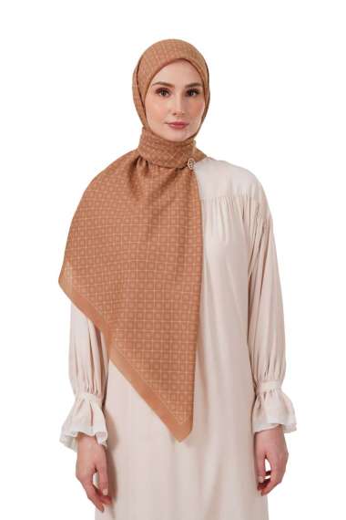 Nada Puspita - Monogrid Scarf Large Burnt Orange