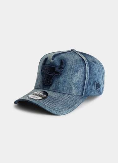 New Era Men Sportswear 940AF CS Q424 Denim Snow Wash Chicago Bulls Topi Olahraga Pria [60588322] Blu