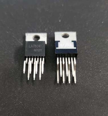 IC Vertical LA78041