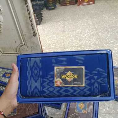 Wadimor Sarung Tenun Motif Bali BIRU