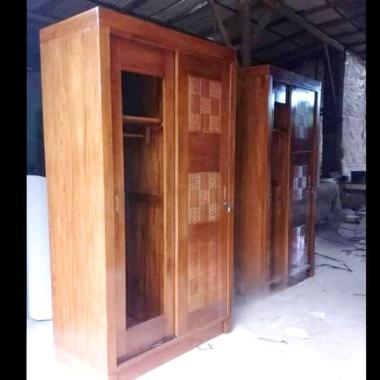 Lemari Pakaian Pintu Sliding Jati Minimalis 2 Pintu