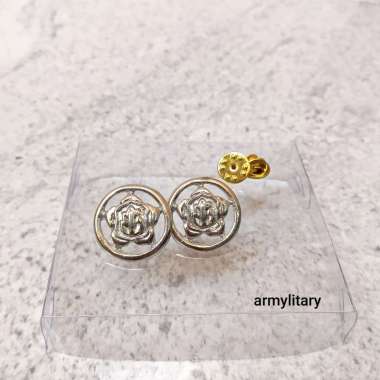 PIN KERAH BAJU SATPAM PERAK