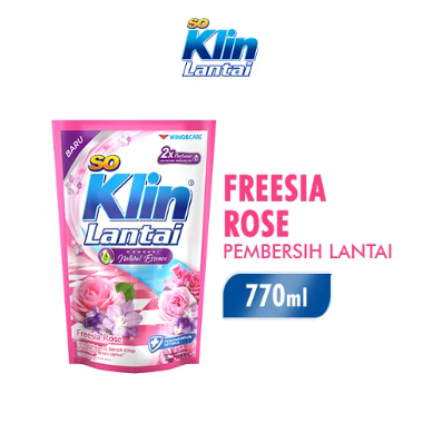 Soklin Pembersih Lantai Fressia Rose Pouch 770 mL [2 pcs]