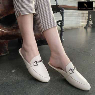 nicholas edison flat valdi cream sandal mules slip on round toe nyaman terbaru 38